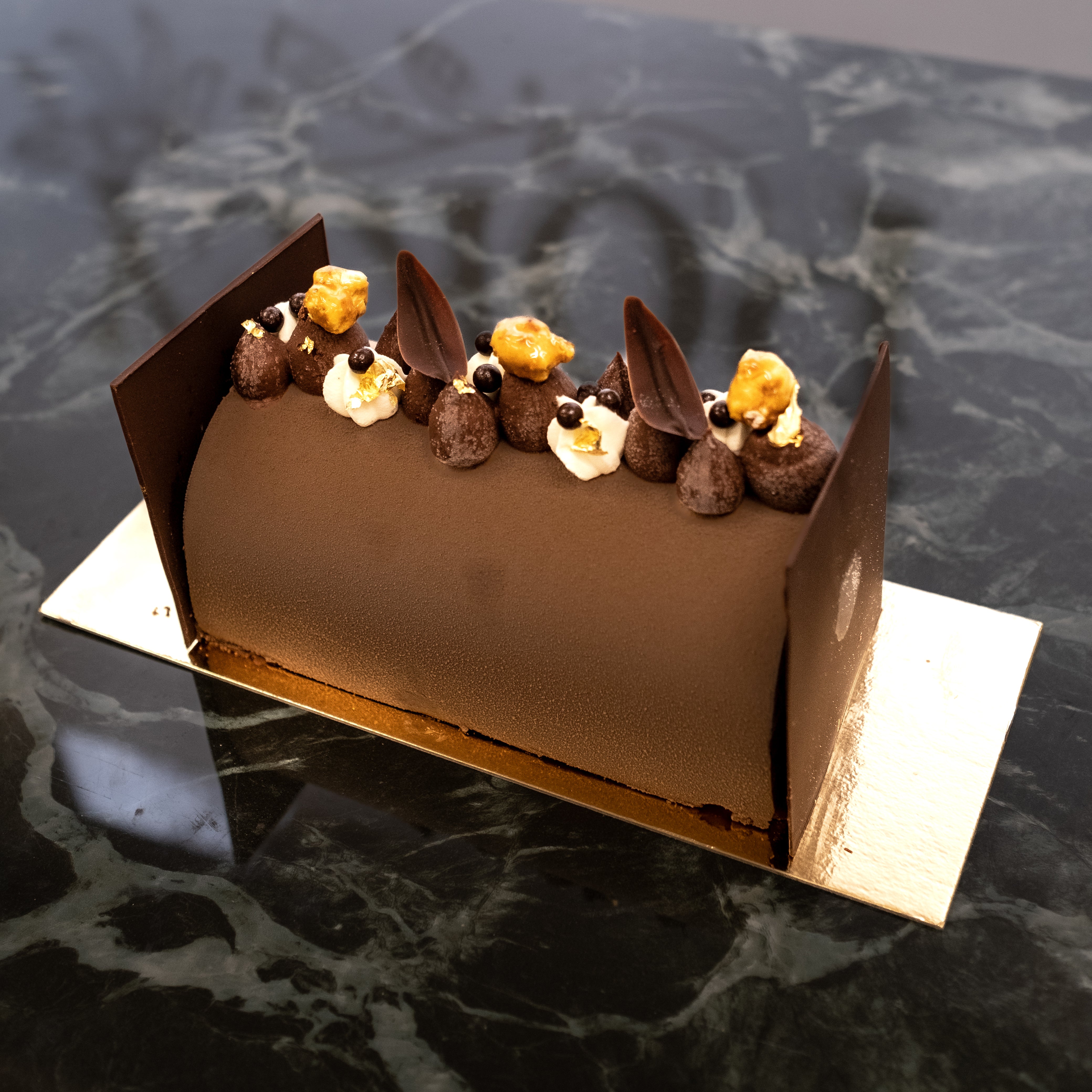 Haselnuss Praliné Eistorte 3-5pax